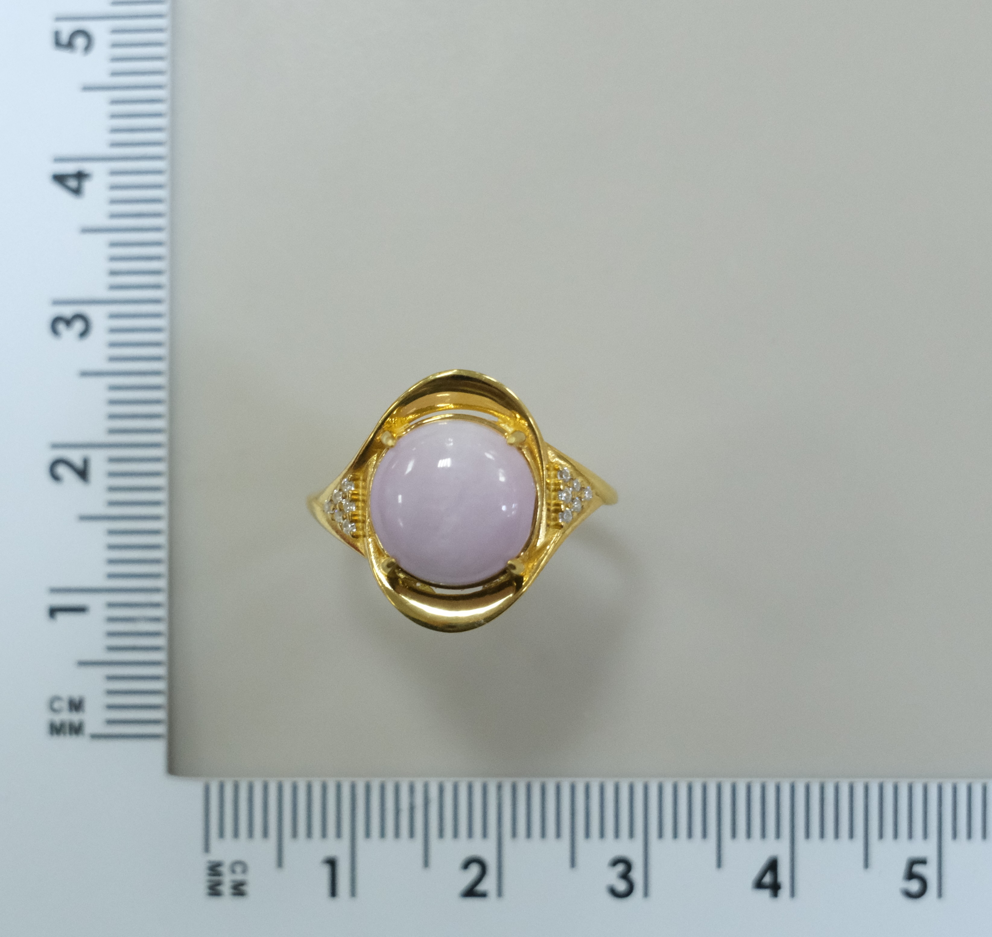 Серебряное кольцо с кунцитом